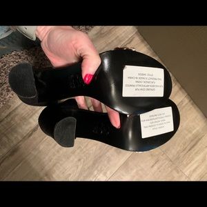 NWOT NICHOLAS Heels